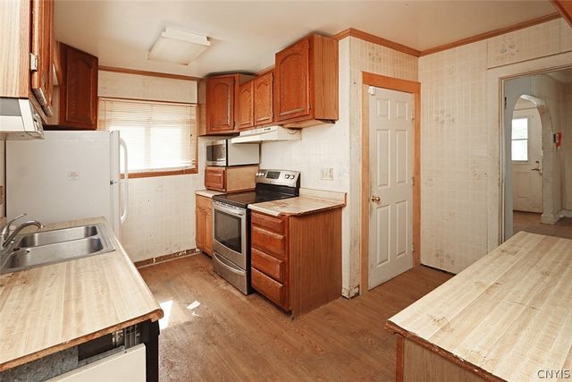180 Chaffee Avenue, Syracuse, NY 13207