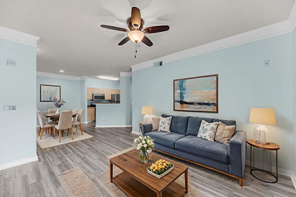 1300 Park West Boulevard 406 With Garage, Mount Pleasant, SC 29466