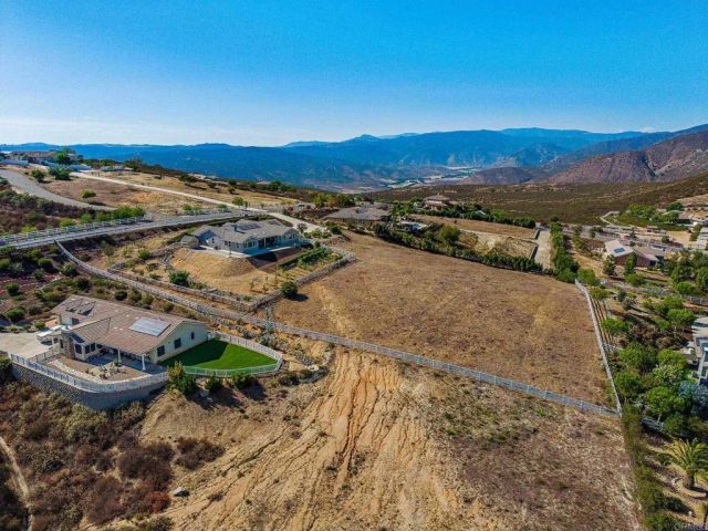 22952 Stokes Road, Ramona, CA 92065