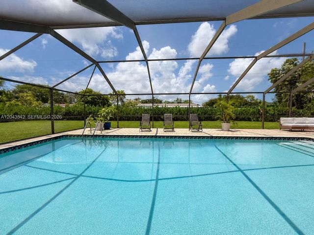 8481 SW 144th St, Palmetto Bay, FL 33158