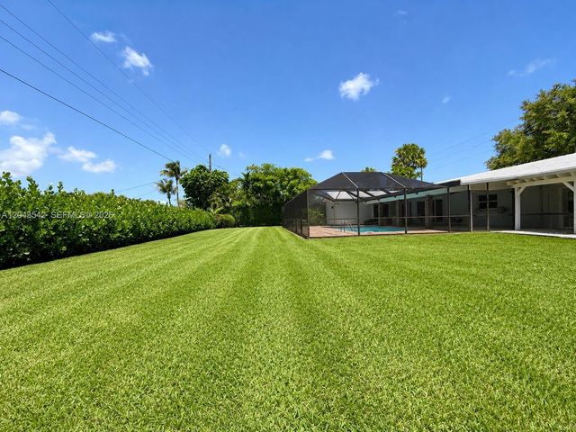 8481 SW 144th St, Palmetto Bay, FL 33158