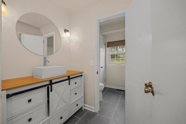 703 Lucien Dr, Goodlettsville, TN 37072