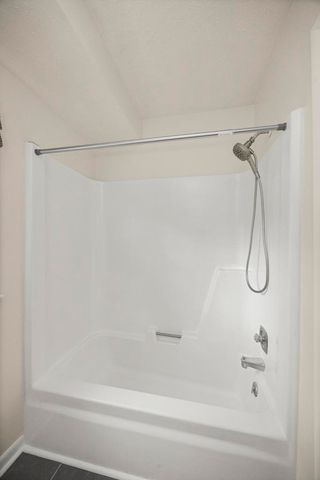 703 Lucien Dr, Goodlettsville, TN 37072