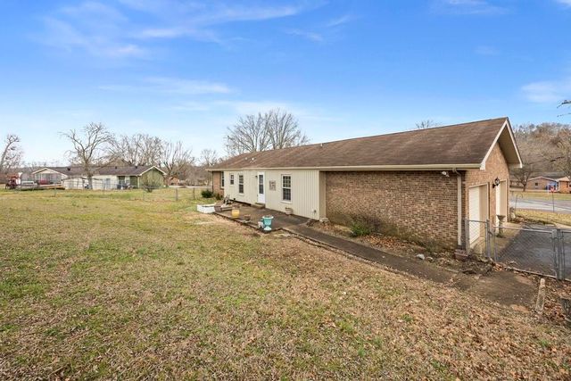 703 Lucien Dr, Goodlettsville, TN 37072