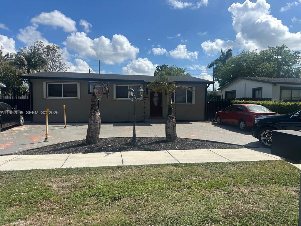 1166 W 24th St 1166, Hialeah, FL 33010
