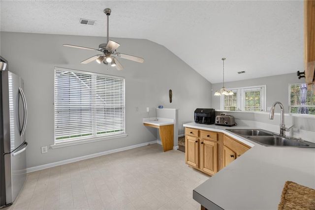 7512 Deer Creek Drive, Union City, GA 30291