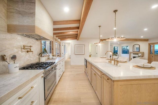 4316 Arcadia Dr, San Diego, CA 92103