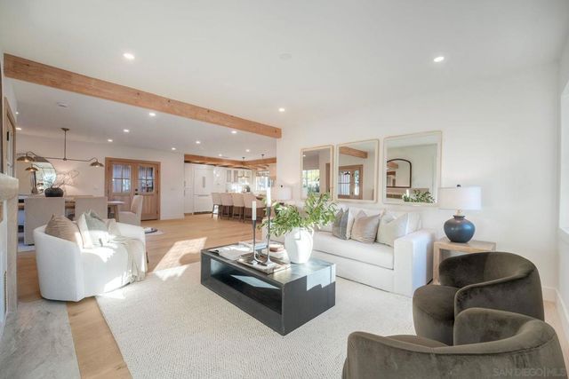 4316 Arcadia Dr, San Diego, CA 92103