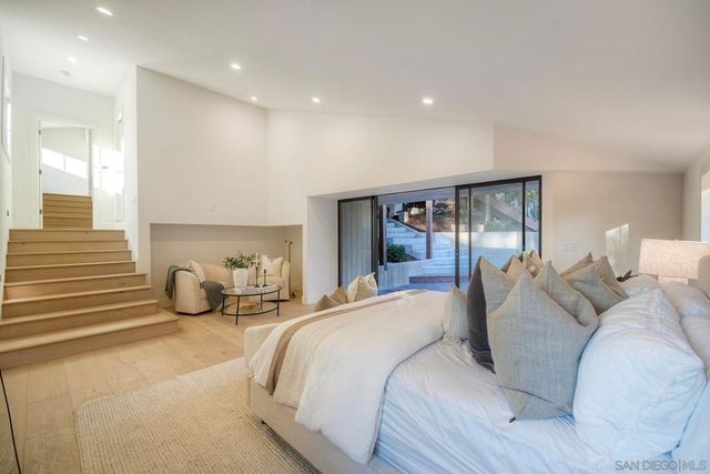 4316 Arcadia Dr, San Diego, CA 92103