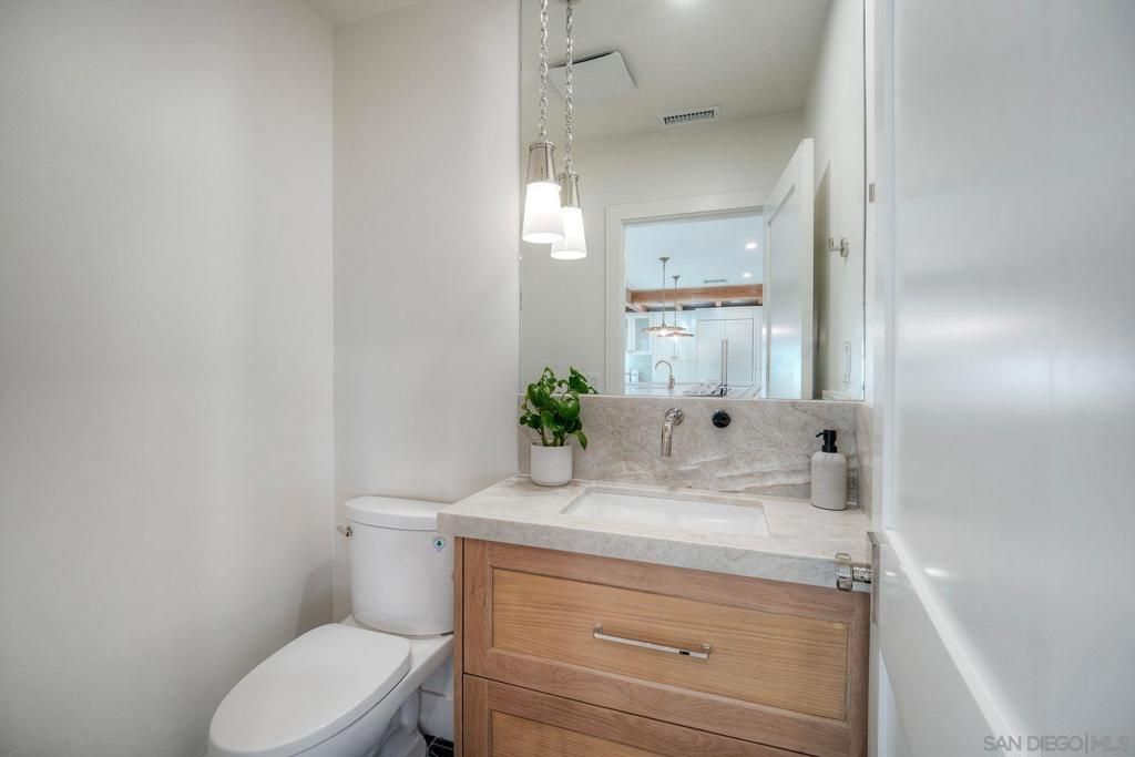 Image 25 of property listing at 4316 Arcadia Dr, San Diego, CA 92103