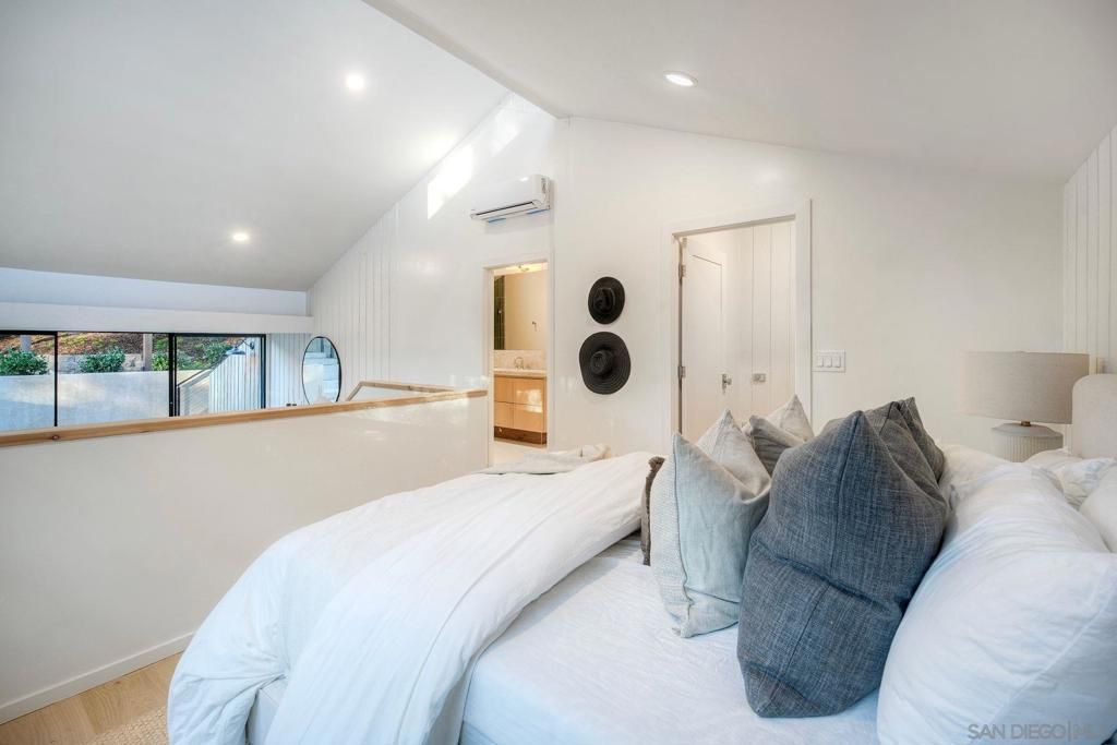 Image 53 of property listing at 4316 Arcadia Dr, San Diego, CA 92103