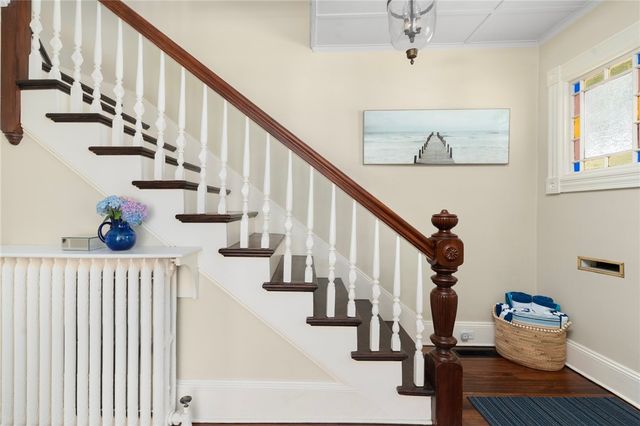 21 Division Street, Newport, RI 02840