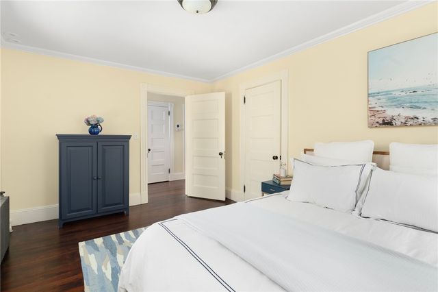 21 Division Street, Newport, RI 02840