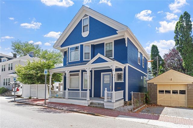 21 Division Street, Newport, RI 02840