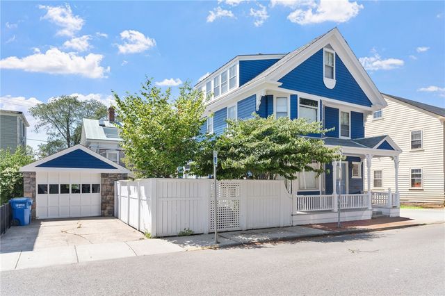 21 Division Street, Newport, RI 02840