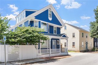 21 Division Street, Newport, RI 02840