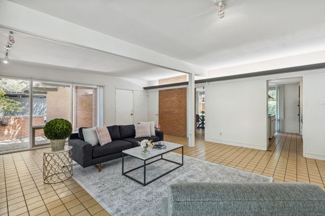 10714 Royal Springs Drive, Dallas, TX 75229