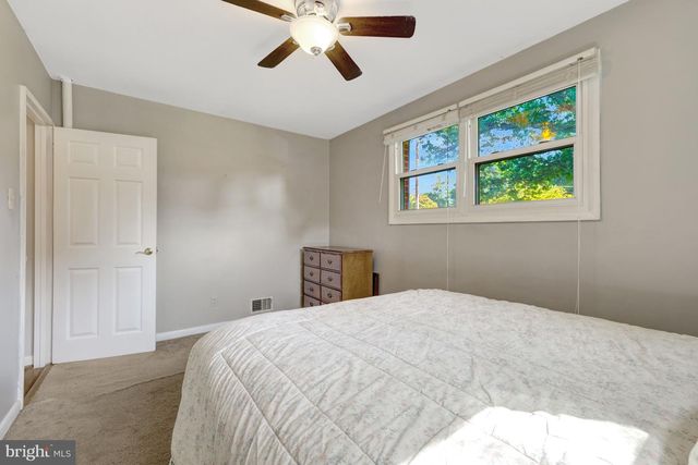 10244 DALE DR, Fairfax, VA 22030