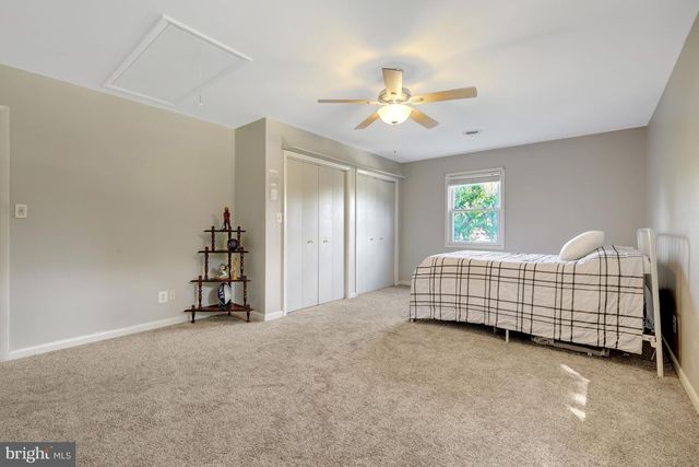 10244 DALE DR, Fairfax, VA 22030