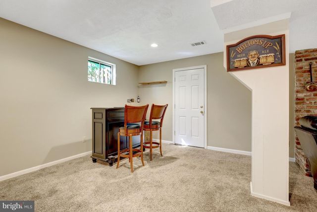 10244 DALE DR, Fairfax, VA 22030