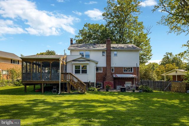 10244 DALE DR, Fairfax, VA 22030