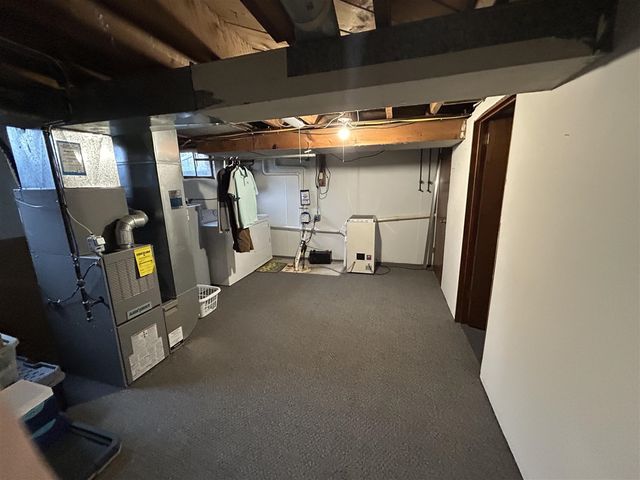 616 S Stewart Avenue, Fremont, MI 49412