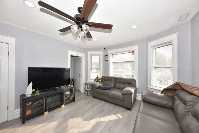 2323 S 17th STREET #2323A, Milwaukee, WI 53215