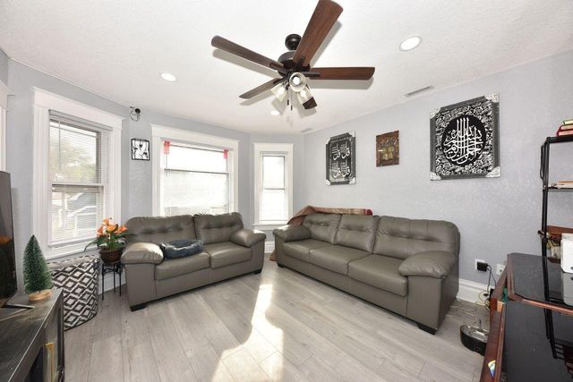 2323 S 17th STREET #2323A, Milwaukee, WI 53215