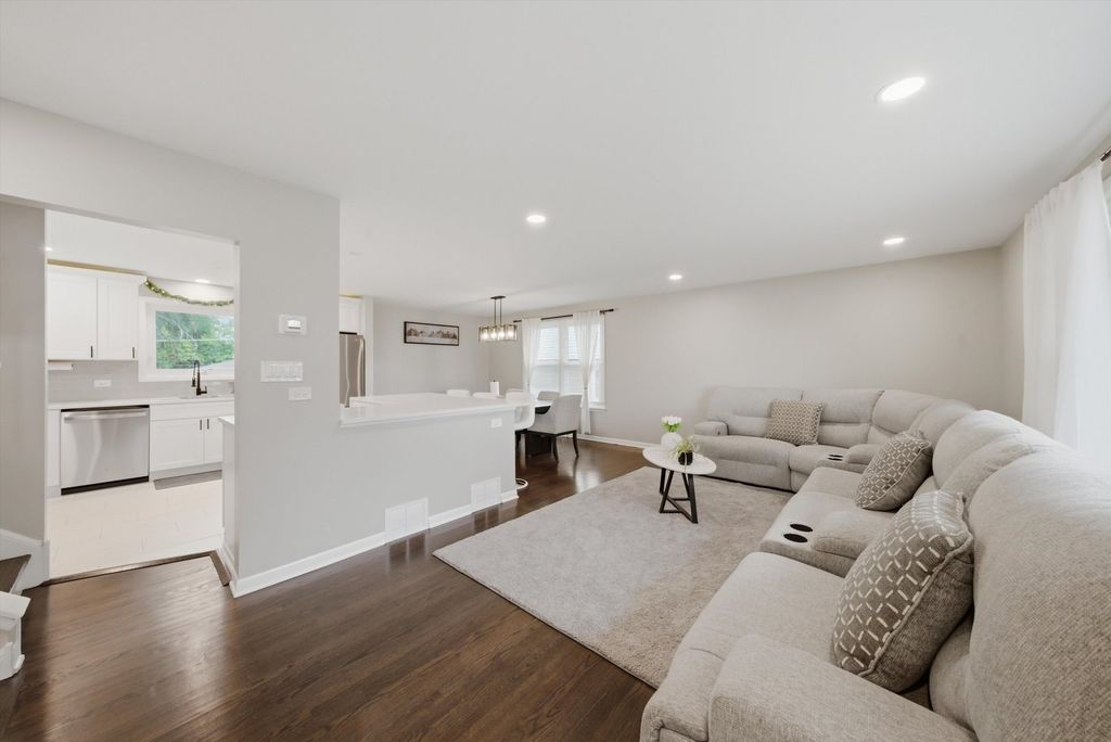 10324 S Kolmar Avenue, Oak Lawn, IL 60453 — photo 5