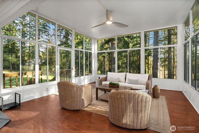 21221 SE 13th Place, Sammamish, WA 98075