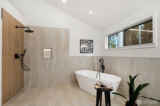 21221 SE 13th Place, Sammamish, WA 98075