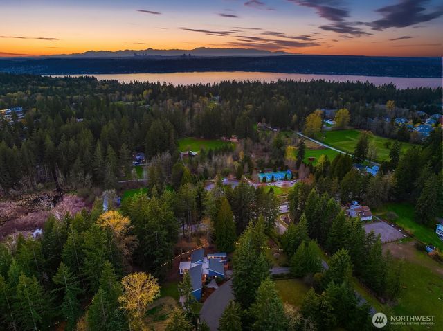 21221 SE 13th Place, Sammamish, WA 98075