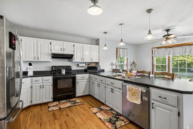 23 Elmwood Blvd, Carthage, TN 37030