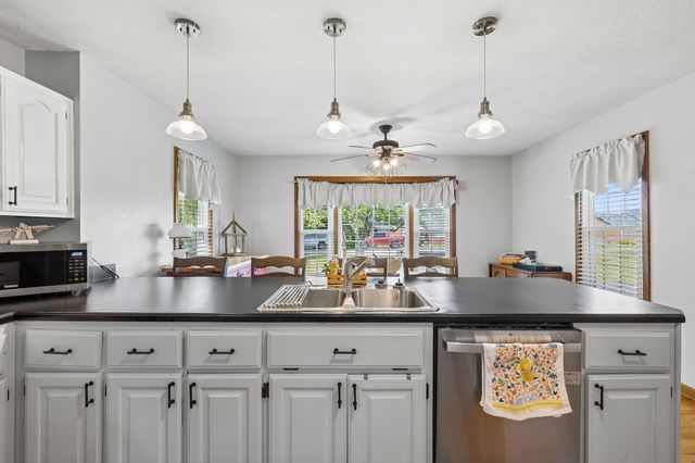 23 Elmwood Blvd, Carthage, TN 37030