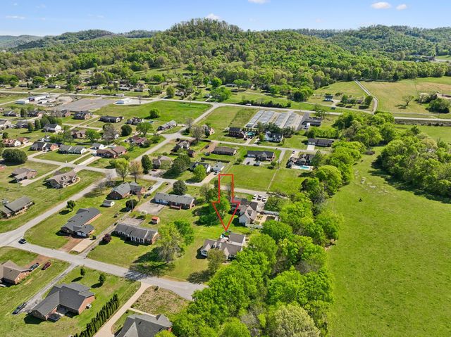 23 Elmwood Blvd, Carthage, TN 37030