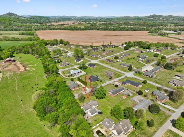 23 Elmwood Blvd, Carthage, TN 37030