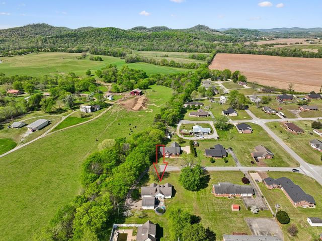 23 Elmwood Blvd, Carthage, TN 37030