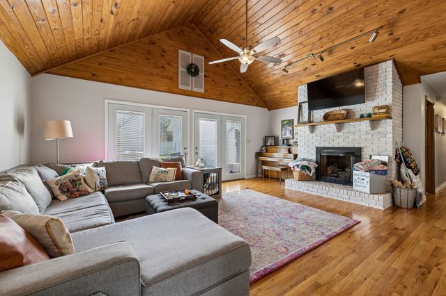 23 Elmwood Blvd, Carthage, TN 37030