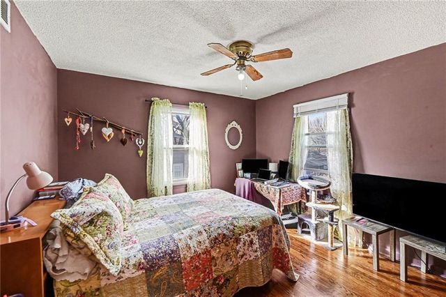 3936 N Spruce Avenue, Kansas City, MO 64117