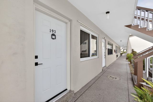 193 Easthampton I, West Palm Beach, FL 33417