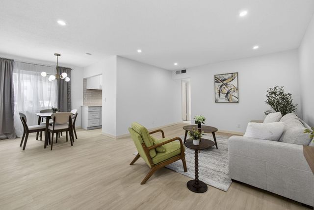 193 Easthampton I, West Palm Beach, FL 33417