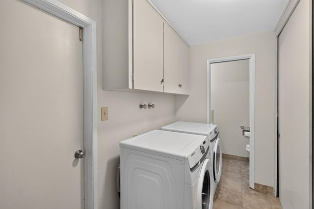 731 Birchwood Dr, Lodi, CA 95240