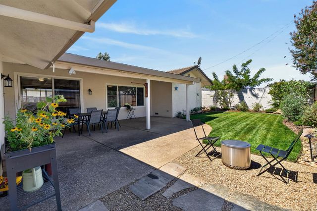 731 Birchwood Dr, Lodi, CA 95240