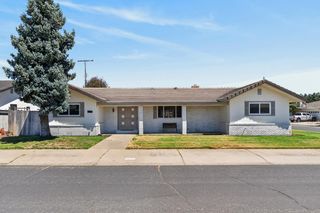 731 Birchwood Dr, Lodi, CA 95240
