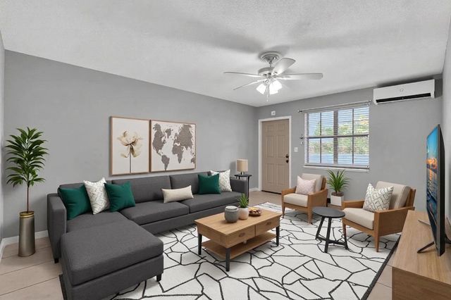 626 SW 14TH Avenue 212, Fort Lauderdale, FL 33312