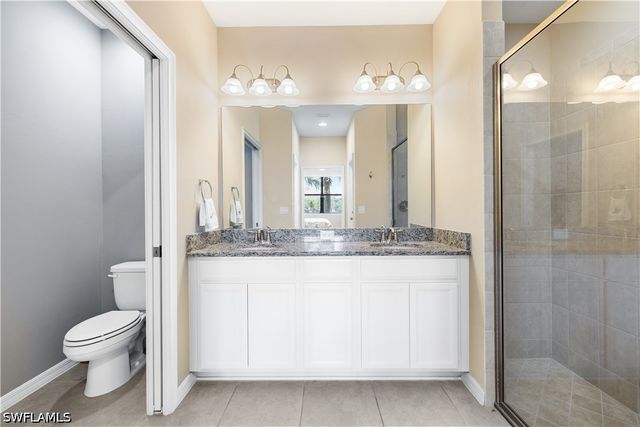 9441 Benvenuto CT 102, Naples, FL 34119