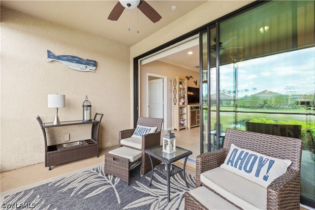 9441 Benvenuto CT 102, Naples, FL 34119