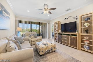 9441 Benvenuto CT 102, Naples, FL 34119