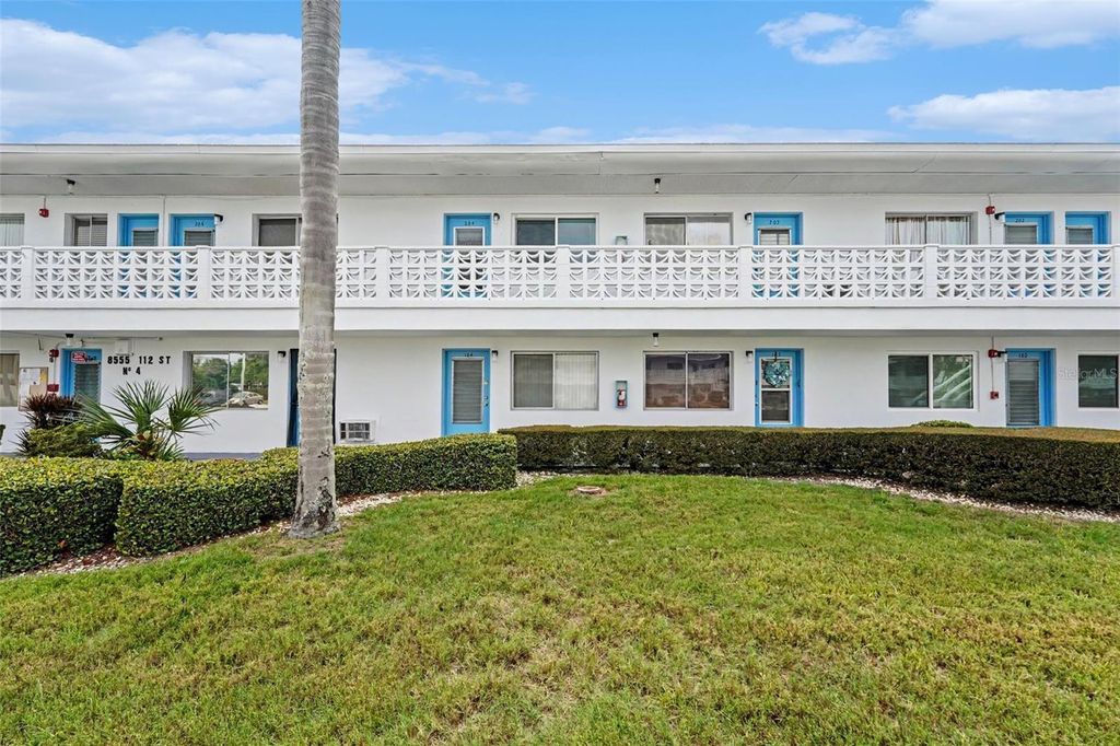 8555 112TH STREET N 204, Seminole, FL 33772