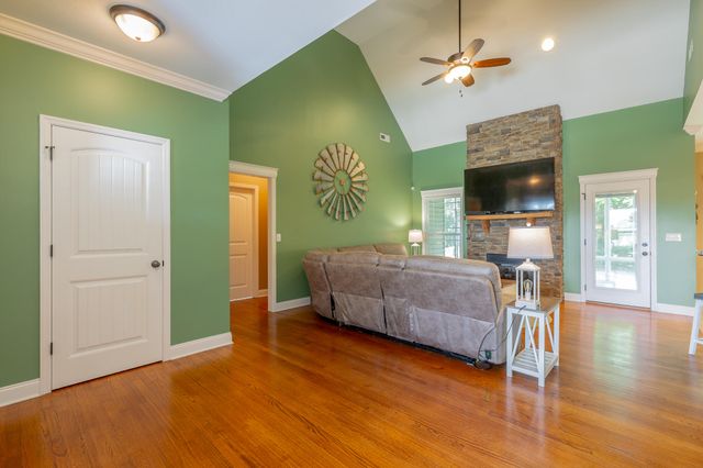 3600 Willow Lake Circle, Chattanooga, TN 37419